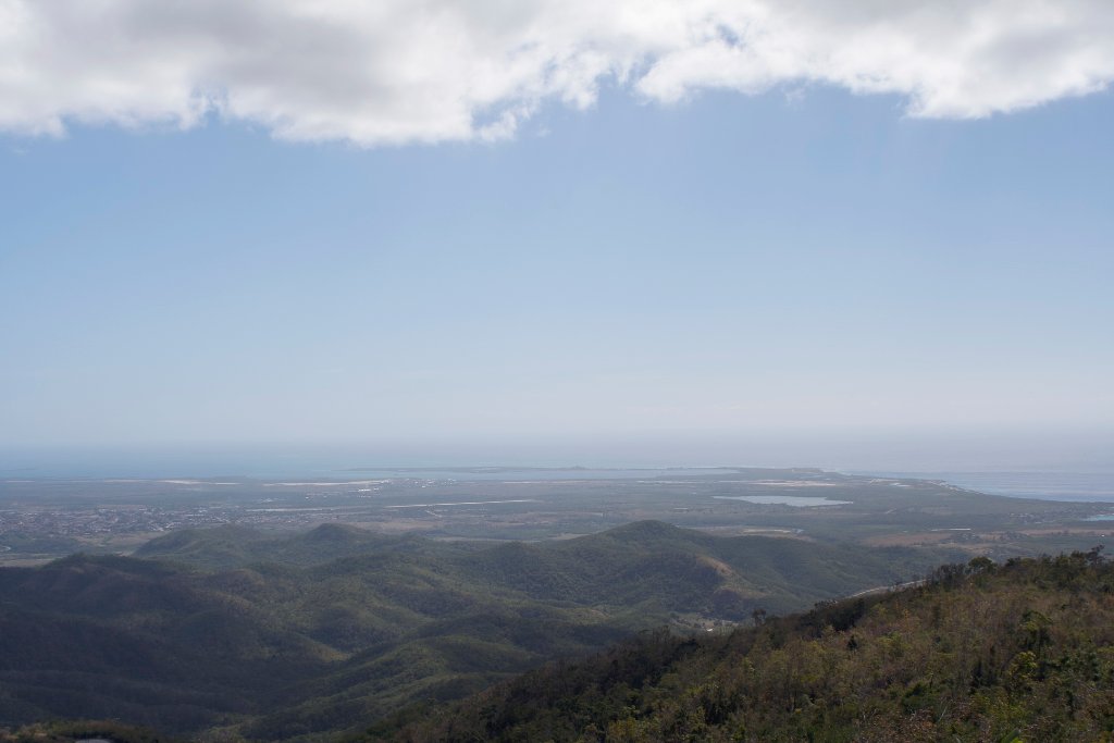 25-Trinidad from the viewpoint in the Sierra del Escambrey.jpg - Trinidad from the viewpoint in the Sierra del Escambrey